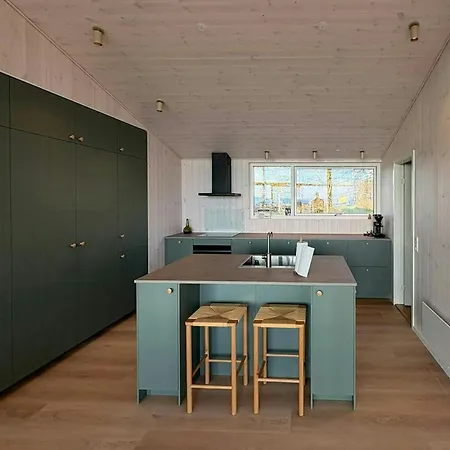 Architect-designed House By The Sea * Knebel